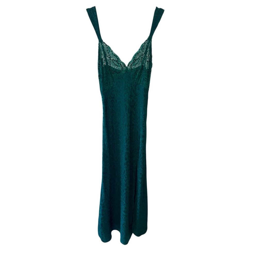 Vintage Victoria’s Secret Emerald Green Lace Sequin Midi Slip‎ Large